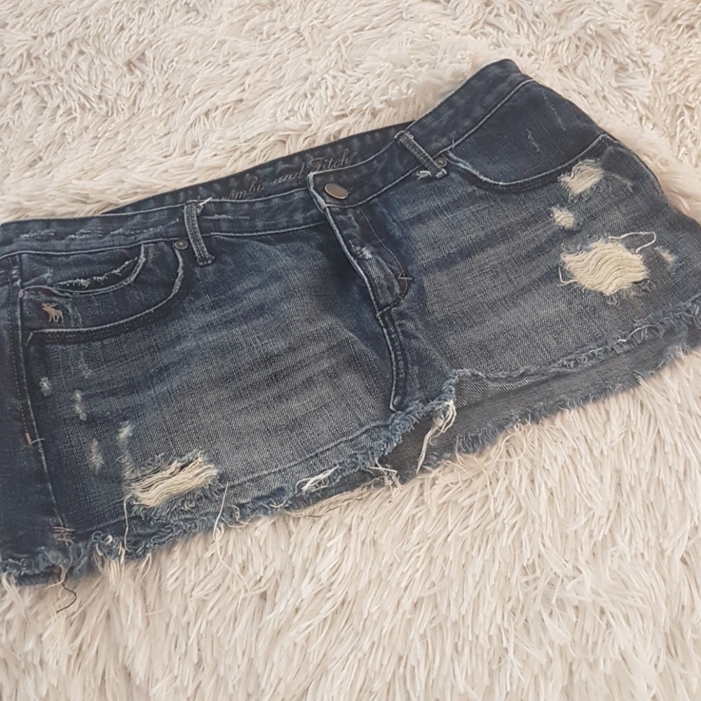 Mini skirt lowest price.